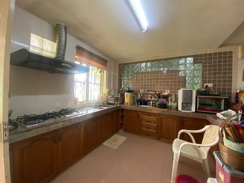 Bungalow for Sale in Ulu Kelang (Selangor) - Hazwan Hilmi - Kitchen - PropertyGuru.com.my