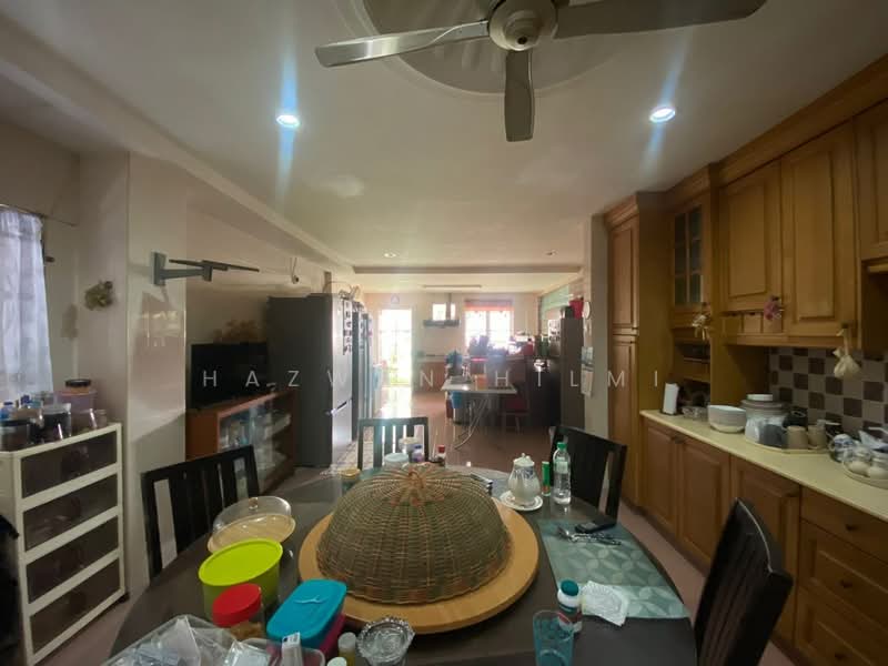 Bungalow for Sale in Ulu Kelang (Selangor) - Hazwan Hilmi - Kitchen - PropertyGuru.com.my