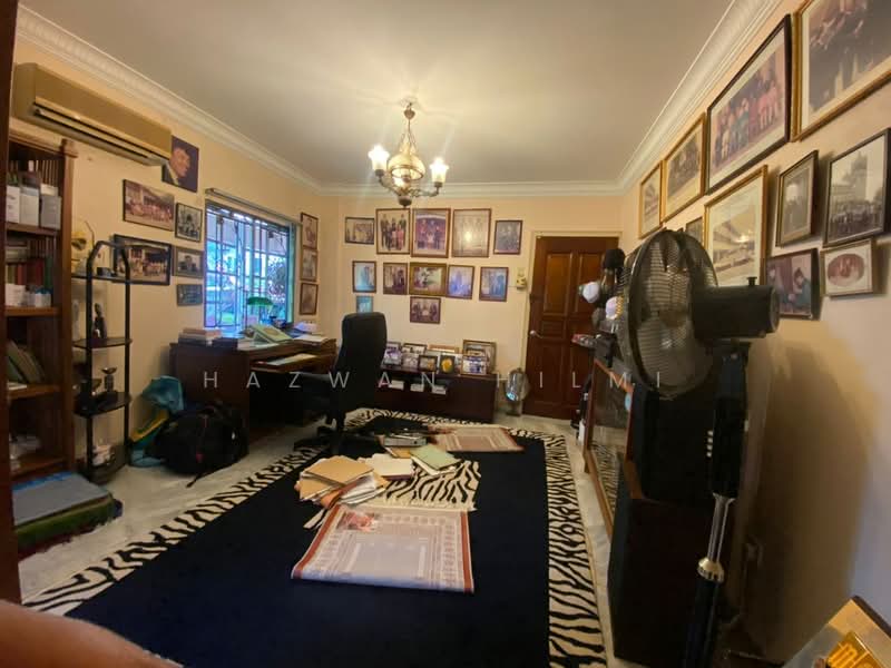 Bungalow for Sale in Ulu Kelang (Selangor) - Hazwan Hilmi - Study - PropertyGuru.com.my