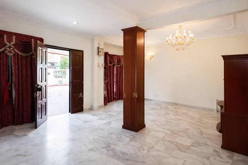 Rumah Teres 2 Tingkat untuk Dijual di Taman Melati (Setapak) - Nor Azdlin Adnan - Living Room - PropertyGuru.com.my