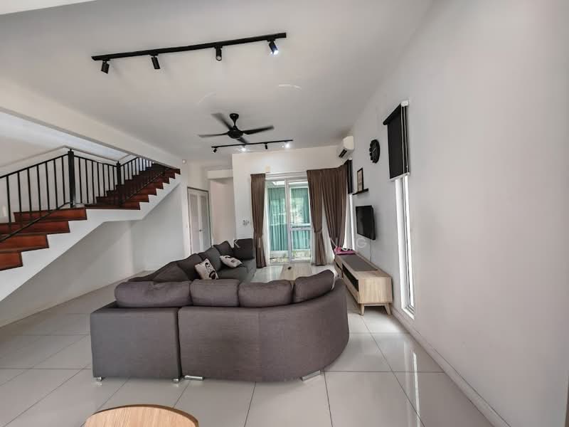 Semi-Detached House for Rent in Taman Nusa Idaman (Iskandar Puteri (Nusajaya)) - Kiki Ong - Living Room - PropertyGuru.com.my