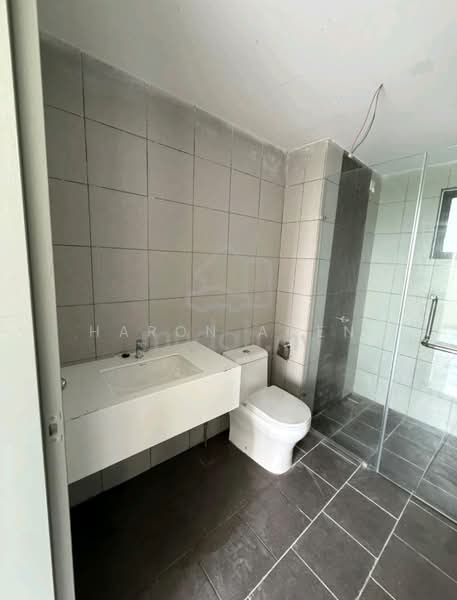 Service Residence for Sale at E'Island Lake Haven - Haron Agen - Bathroom - PropertyGuru.com.my