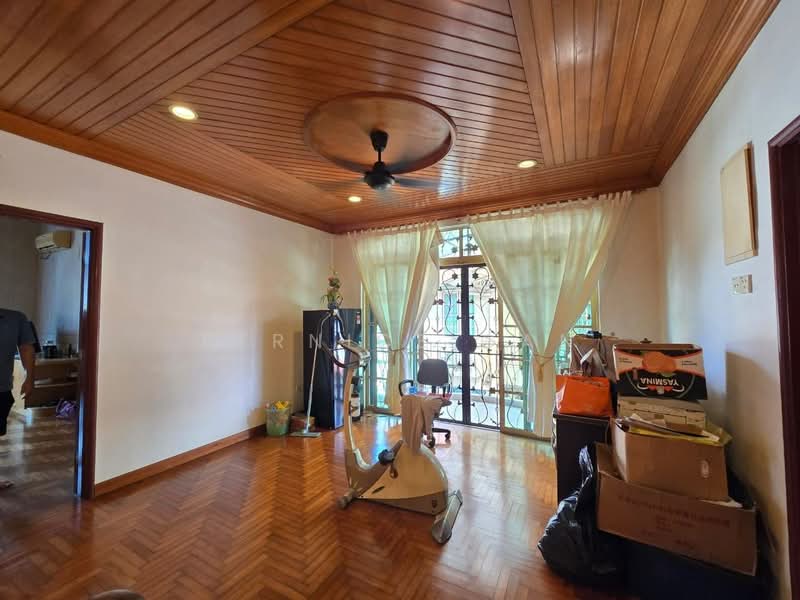 Rumah Berkembar untuk Dijual di Taman Redang (Johor Bahru) - Bernice Gan - Living Room - PropertyGuru.com.my