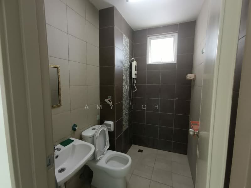 Condominium for Rent at Solaria Residences - Amy Toh - Bathroom - PropertyGuru.com.my