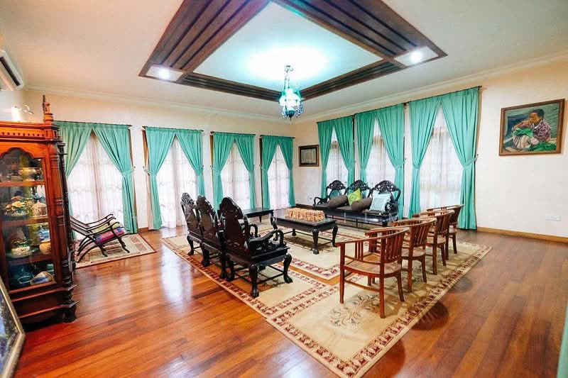 Bungalow for Sale in Sungai Penchala (Kuala Lumpur) - Hazwan Hilmi - Living Room - PropertyGuru.com.my