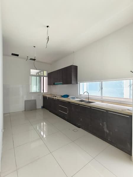 2-storey Terraced House for Sale in Taman Seri Austin (Tebrau) - Keith Ching - Kitchen - PropertyGuru.com.my