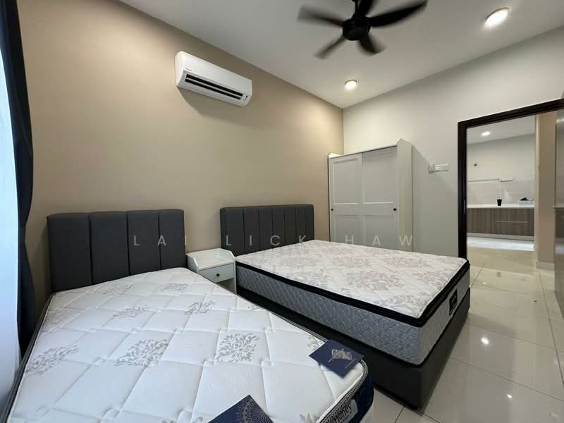 Condominium for Rent at Paraiso Residence @ The Earth - Lai Lick Haw - Bedroom - PropertyGuru.com.my