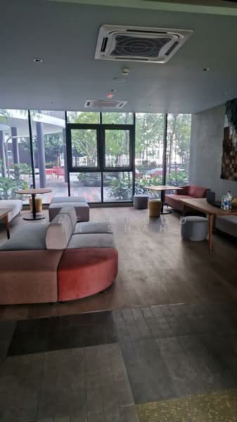 Servis Apartment untuk Disewa di M Arisa - Safarruddin Shah - Living Room - PropertyGuru.com.my