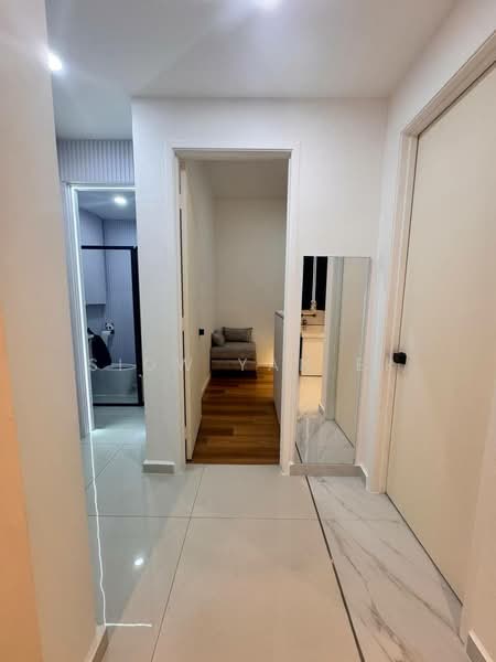 Kondominium untuk Dijual di Amberside @ Country Garden Danga Bay - Siow Yan Er - Corridor - PropertyGuru.com.my