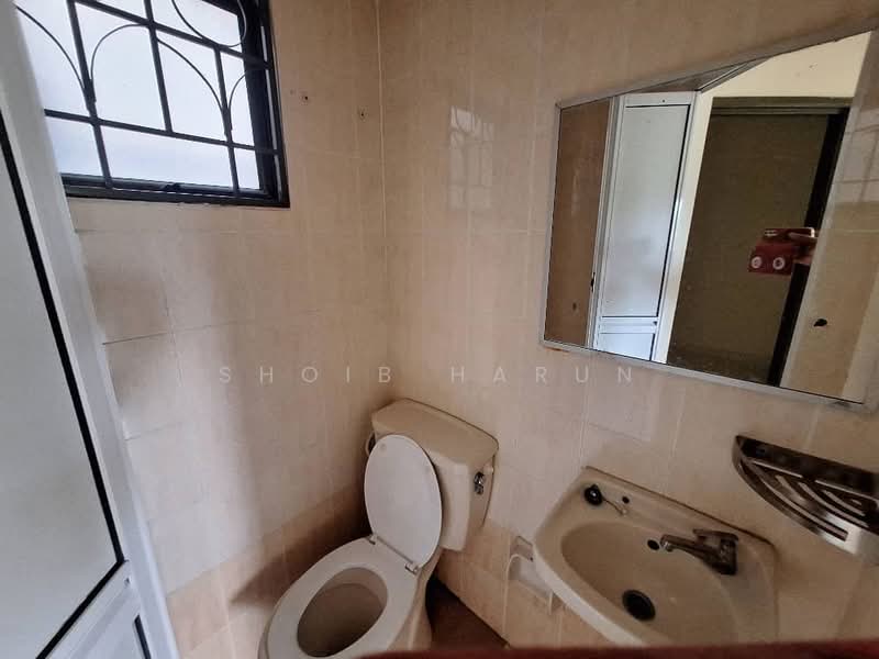 Apartment for Rent at Apartment Komuter Raya - Shoib Harun - Bathroom - PropertyGuru.com.my