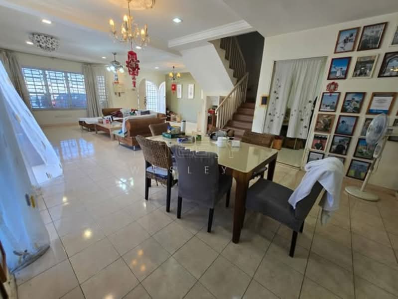 Rumah Teres 2 Tingkat untuk Dijual di Kota Kemuning (Shah Alam) - Wesley . - Living Room - PropertyGuru.com.my