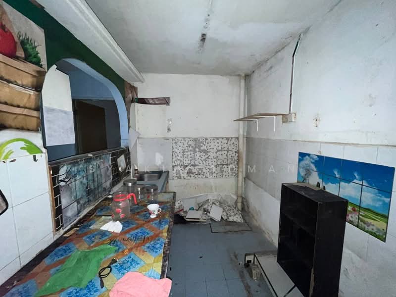 Rumah Flat untuk Dijual di Kelumpuk Bambu - Syakir Adman - Kitchen - PropertyGuru.com.my