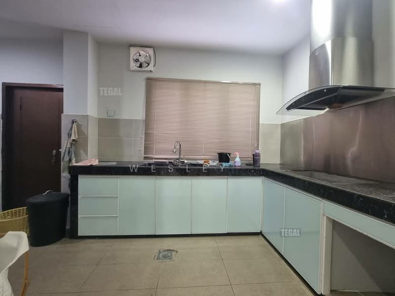 2.5-storey Terraced House for Sale in Bandar Puteri Klang (Klang) - Wesley . - Kitchen - PropertyGuru.com.my