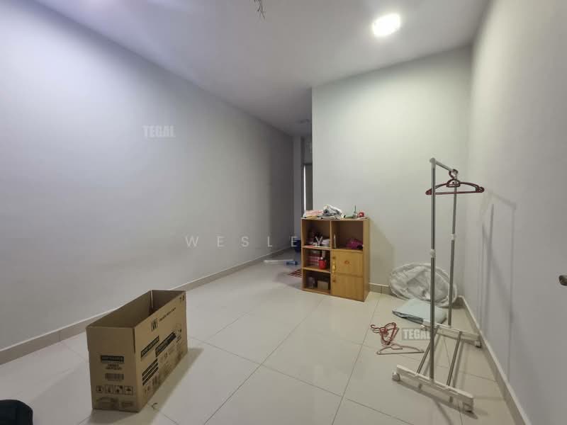 2.5-storey Terraced House for Sale in Bandar Puteri Klang (Klang) - Wesley . - Interior - PropertyGuru.com.my