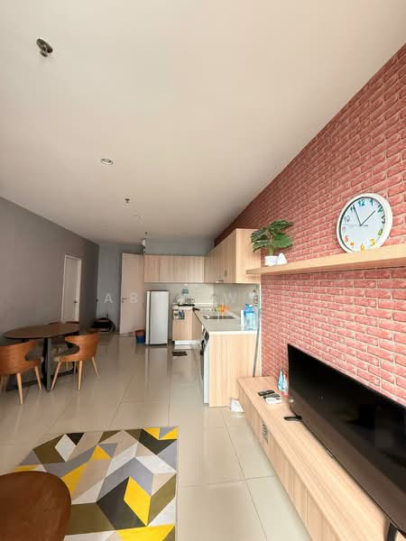 Servis Apartment untuk Disewa di Liberty Tower @ i-City - Abby Woo - Living Room - PropertyGuru.com.my