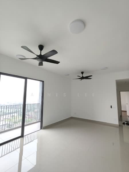 Servis Apartment untuk Disewa di Residensi Ava @ Kiara Bay - Agnes Lee - Balcony - PropertyGuru.com.my