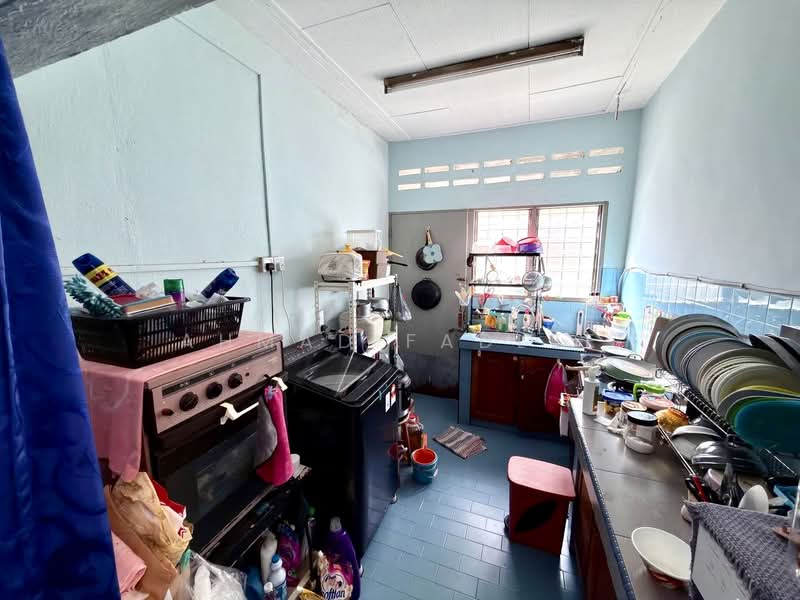 1-storey Terraced House for Sale in Kelana Jaya (Petaling Jaya) - Ahmad Fadlee - PropertyGuru.com.my