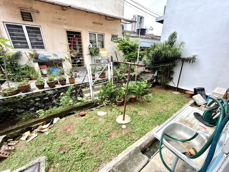 1-storey Terraced House for Sale in Kelana Jaya (Petaling Jaya) - Ahmad Fadlee - PropertyGuru.com.my