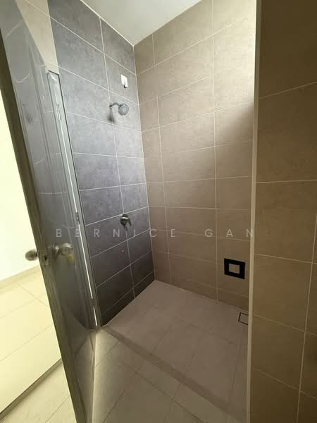 Rumah Teres 2 Tingkat untuk Dijual di Taman Molek (Johor Bahru) - Bernice Gan - Bathroom - PropertyGuru.com.my