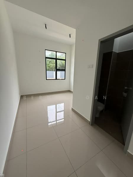 Rumah Teres 2 Tingkat untuk Dijual di Taman Molek (Johor Bahru) - Bernice Gan - Interior - PropertyGuru.com.my