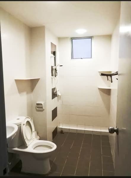 Condominium for Rent at The Golden Triangle Condominium - Jerry Tan - Bathroom - PropertyGuru.com.my