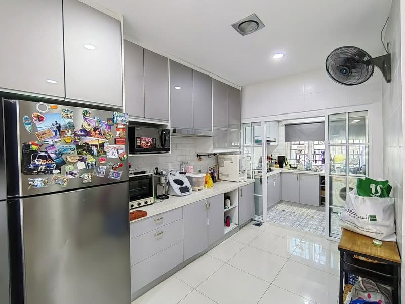 2-storey Terraced House for Sale in Cyberjaya (Selangor) - Salawati Busro - Kitchen - PropertyGuru.com.my