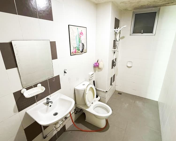 Condominium for Rent at The Golden Triangle Condominium - Jerry Tan - Bathroom - PropertyGuru.com.my