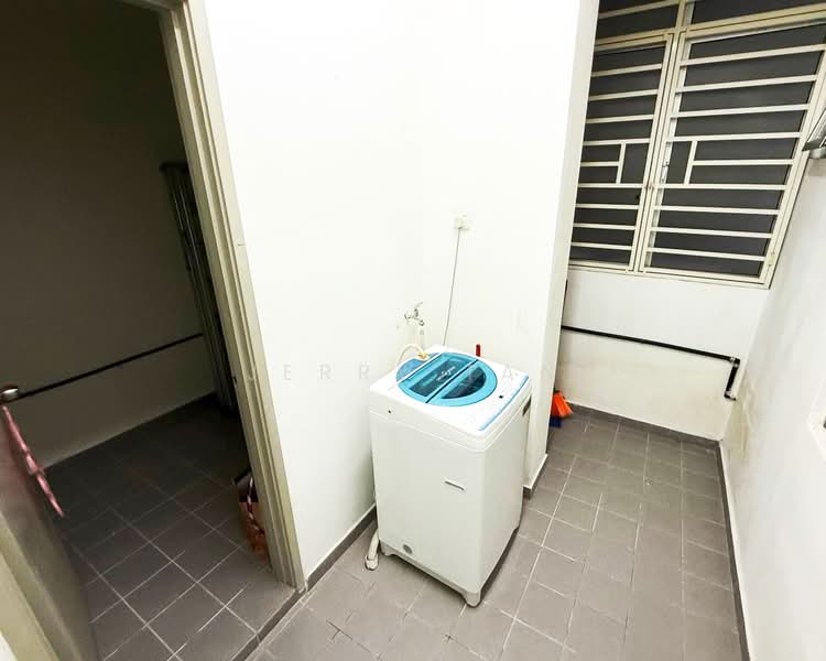 Condominium for Rent at The Golden Triangle Condominium - Jerry Tan - Interior - PropertyGuru.com.my