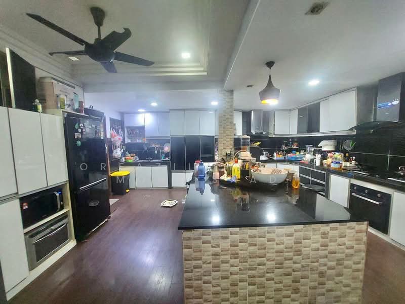 Bungalow for Sale in Ampang (Selangor) - Norfazilah Binti Mohd Saad - Kitchen - PropertyGuru.com.my