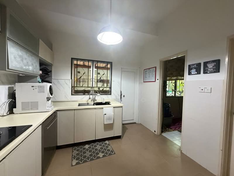 Semi-Detached House for Sale in Seremban 2 (Negeri Sembilan) - Ester Poh - Kitchen - PropertyGuru.com.my