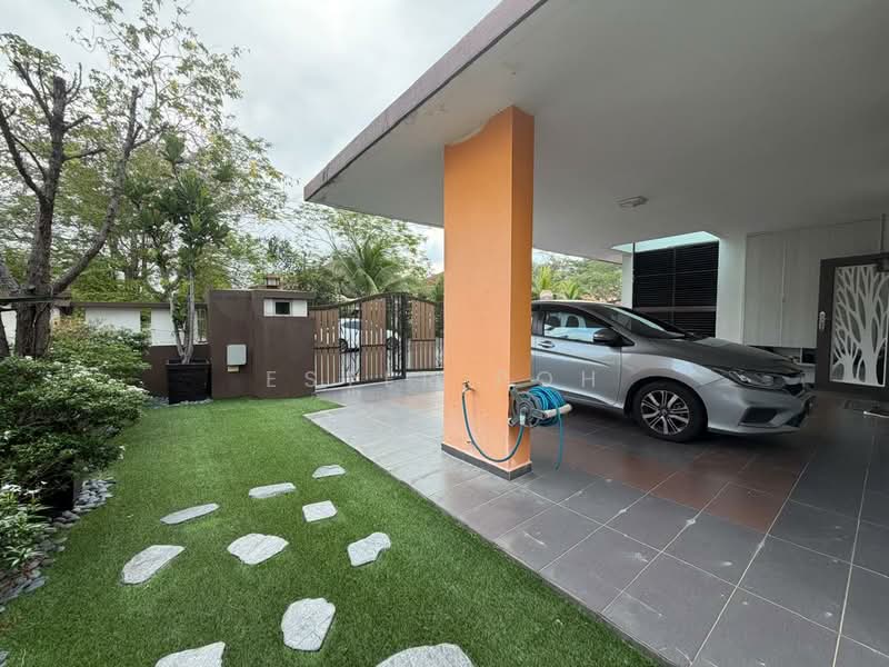 Semi-Detached House for Sale in Seremban 2 (Negeri Sembilan) - Ester Poh - Exterior - PropertyGuru.com.my