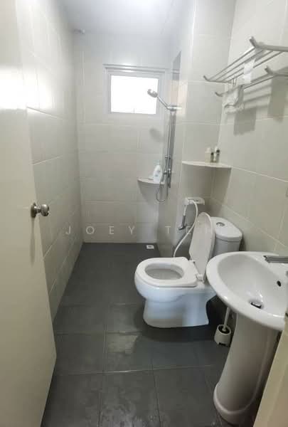 Kondominium untuk Disewa di The Peak Residences - Joey Teh - Bathroom - PropertyGuru.com.my