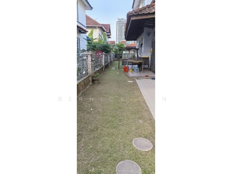 Rumah Berkembar untuk Dijual di Taman Redang (Johor Bahru) - Bernice Gan - Exterior - PropertyGuru.com.my