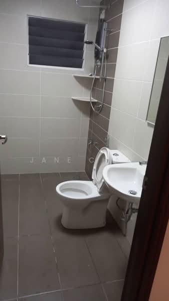 Condominium for Rent at Paraiso Residence @ The Earth - Jane Chan - Bathroom - PropertyGuru.com.my