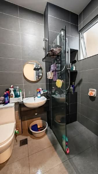 Rumah Teres 2 Tingkat untuk Dijual di Setia Eco Gardens (Gelang Patah) - Wee Howe - Bathroom - PropertyGuru.com.my