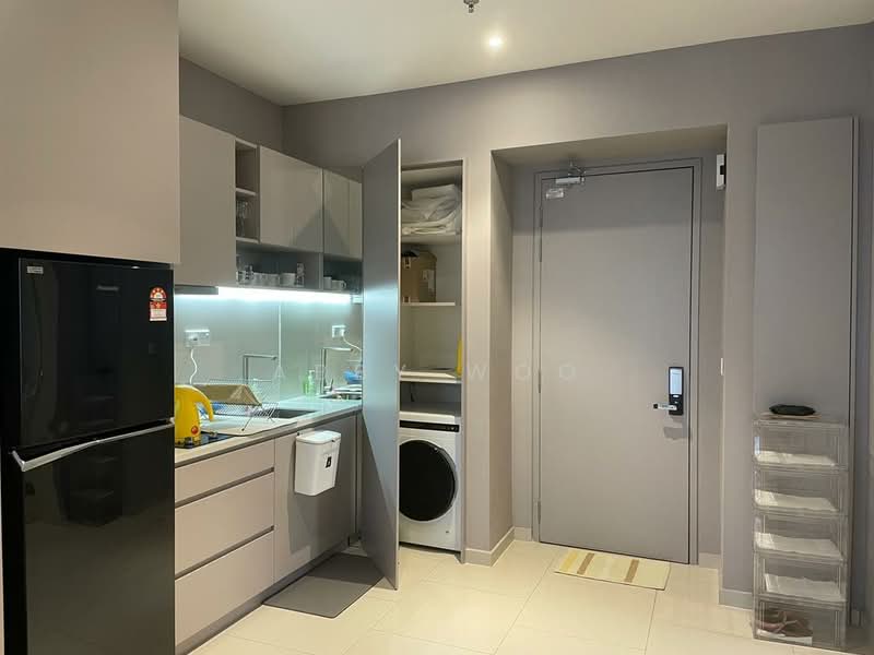 Servis Apartment untuk Disewa di Hill10 Residence @ i-City - Abby Woo - Kitchen - PropertyGuru.com.my