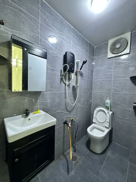 2-storey Terraced House for Rent in Taman Bukit Desa (Kepong) - Alison Chiu - Bathroom - PropertyGuru.com.my