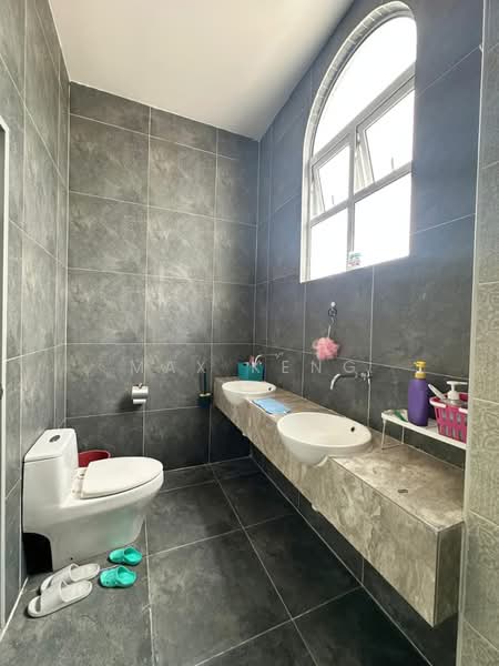 2-storey Terraced House for Sale in Kulai (Johor) - Max Keng - Bathroom - PropertyGuru.com.my