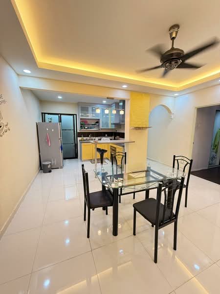 Kondominium untuk Disewa di Marina Bay Condominium - Heydy Pua - Kitchen - PropertyGuru.com.my
