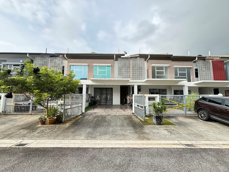 Rumah Teres 2 Tingkat untuk Dijual di Kota Kemuning (Shah Alam) - Salawati Busro - Exterior - PropertyGuru.com.my