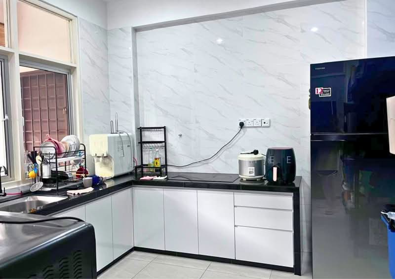 Pangsapuri untuk Dijual di Taman Tanjung - Clifton Chee - Kitchen - PropertyGuru.com.my