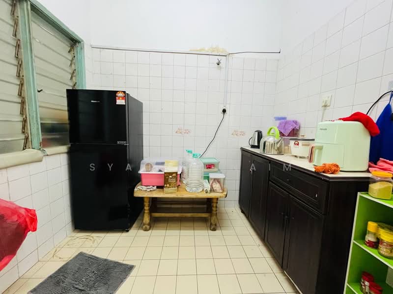 Rumah Teres 2 Tingkat untuk Dijual di Seksyen 7 (Shah Alam) - Syahrim Naim - Kitchen - PropertyGuru.com.my
