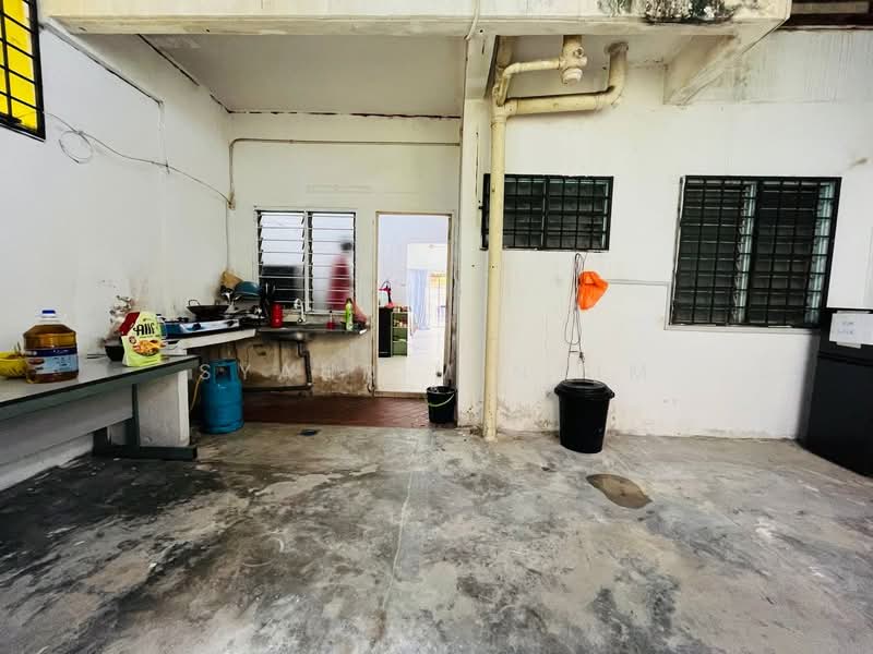 Rumah Teres 2 Tingkat untuk Dijual di Seksyen 7 (Shah Alam) - Syahrim Naim - Kitchen - PropertyGuru.com.my