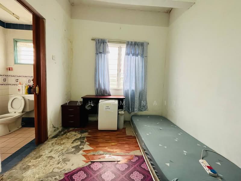 Rumah Teres 2 Tingkat untuk Dijual di Seksyen 7 (Shah Alam) - Syahrim Naim - Bedroom - PropertyGuru.com.my