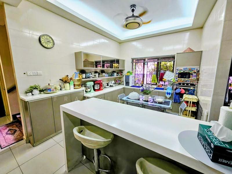 Bungalow House for Sale in Saujana Villa (Kajang) - Francis Thee - Kitchen - PropertyGuru.com.my