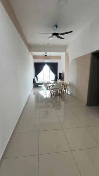 Pangsapuri untuk Disewa di D7 (D'Seven Lagoon Perdana) - William Lim - Living Room - PropertyGuru.com.my