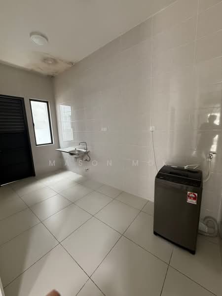 Cluster House for Rent in Kulai (Johor) - Mason Mok - Kitchen - PropertyGuru.com.my