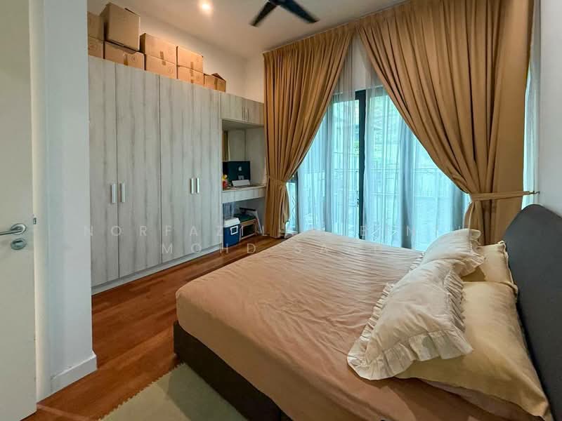 Bungalow for Sale in Sejati Residences (Cyberjaya) - Norfazilah Binti Mohd Saad - Bedroom - PropertyGuru.com.my