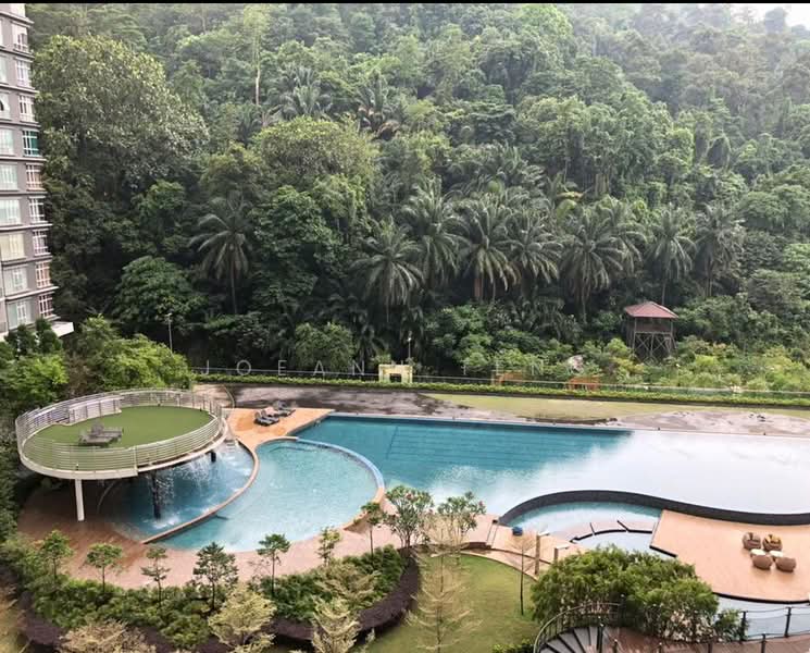 Kondominium untuk Disewa di Damansara Foresta - Joeann Teng - Pool - PropertyGuru.com.my