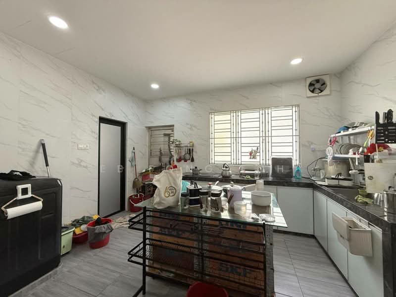 2-storey Terraced House for Sale in Nusantara Prima (Gelang Patah) - Ee Fong Toh - Kitchen - PropertyGuru.com.my